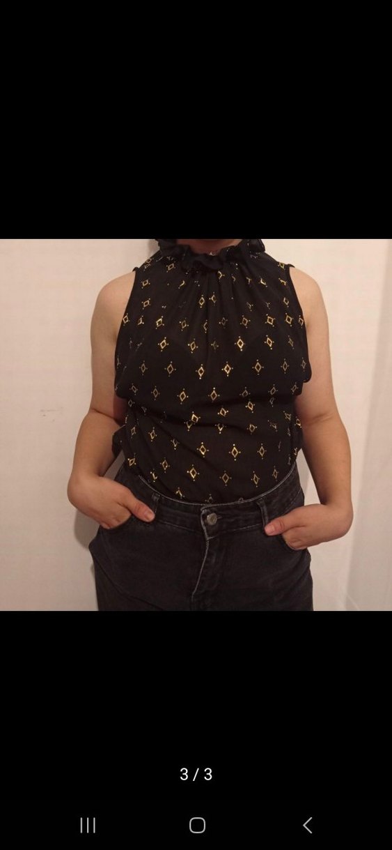 Desenli Siyah Kolsuz Yüksek Yaka Bluz - Görsel 2