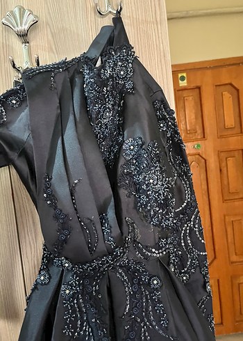 36 Beden Uzun lacivert Nakışlı Gotik Abiye Elbise