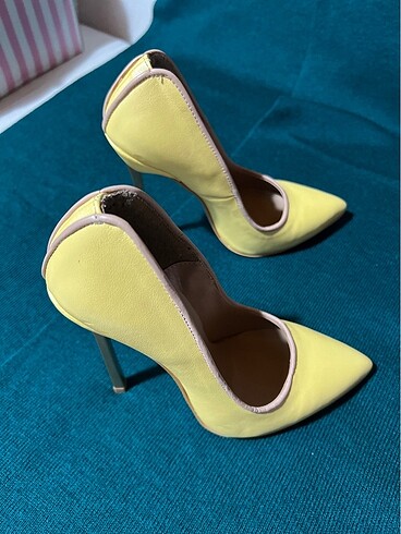 Kadın Stiletto 35 numara - Görsel 2