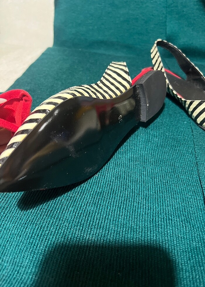 Kadın rugan arkası açık düz ayakkabı 35 numara - Görsel 2