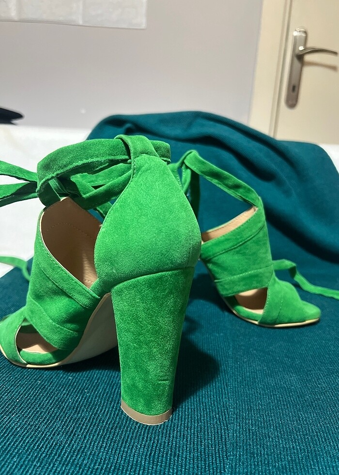 Kadın topuklu sandalet 35 numara - Görsel 3