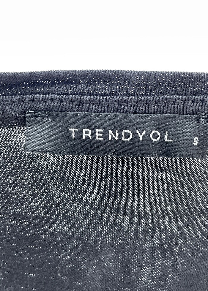 Trendyol & Milla T-shirt %70 İndirimli. - Görsel 4