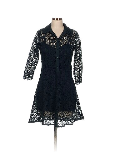 Zara Kısa Elbise %70 İndirimli.
