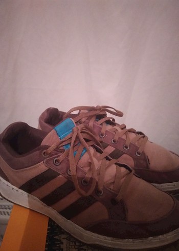 Adidas 42