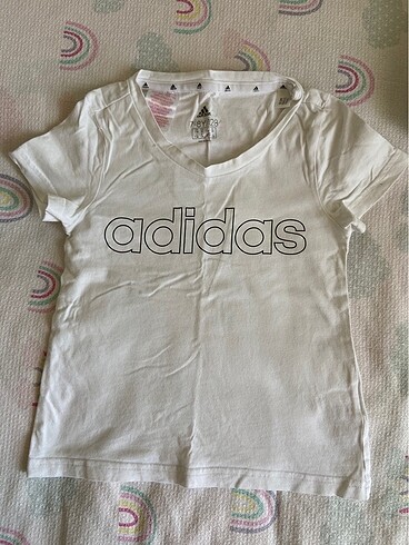 Adidas Kız Çocuk Tişört