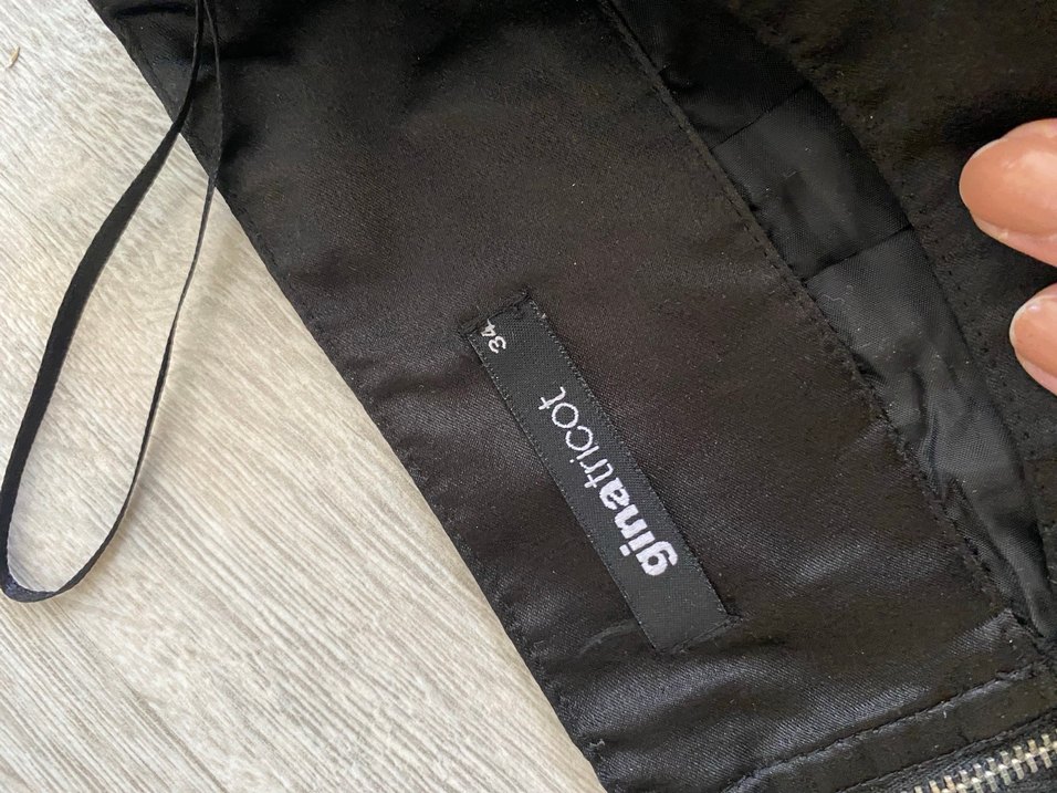 Dantel Detaylı üst Transparan Siyah Etek ve Bluz Takım - Görsel 4