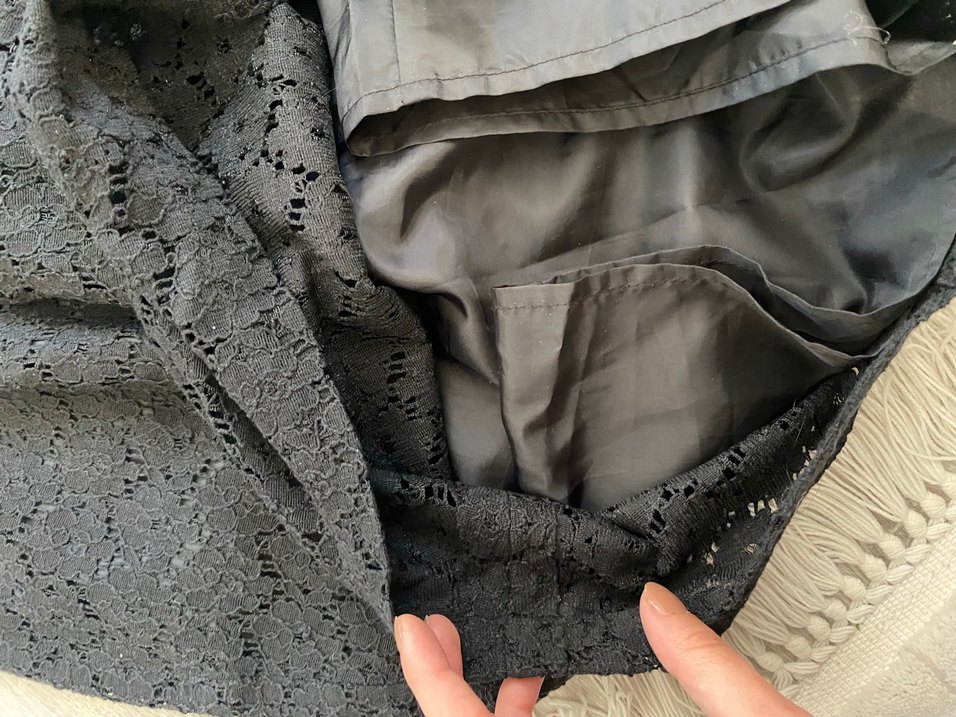 Dantel Detaylı üst Transparan Siyah Etek ve Bluz Takım - Görsel 3