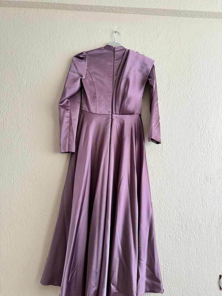 Uzun Mor Gotik Kadın Abiye Elbise - Görsel 3