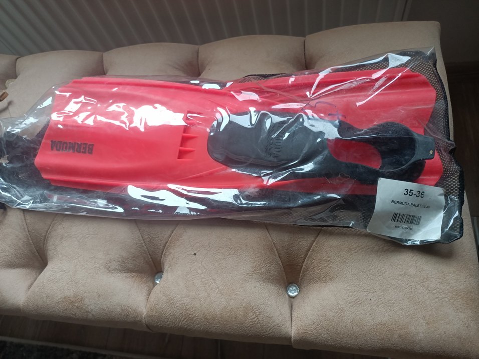 Kırmızı Siyah renkli palet 35-36 numara - Görsel 3