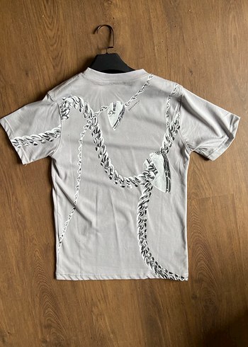 Burberry Oversize unisex t shrt - %100 Pamuk - Ön Arka Baskili - Görsel 2