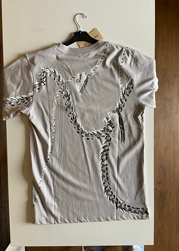 Burberry Oversize unisex t shrt - %100 Pamuk - Ön Arka Baskili - Görsel 4