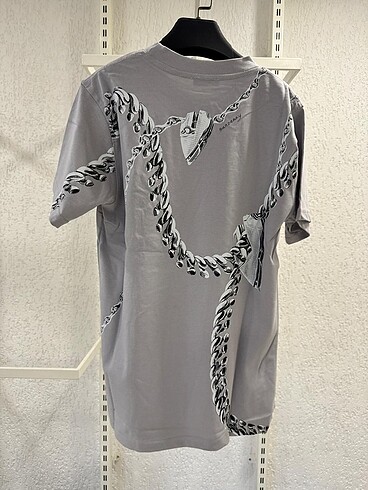 Burberry Oversize unisex t shrt - %100 Pamuk - Ön Arka Baskili - Görsel 5