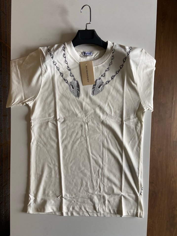 Burberry Oversize unisex t shrt - %100 Pamuk - Ön Arka Baskili - Görsel 3