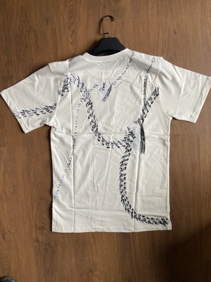 Burberry Oversize unisex t shrt - %100 Pamuk - Ön Arka Baskili - Görsel 2