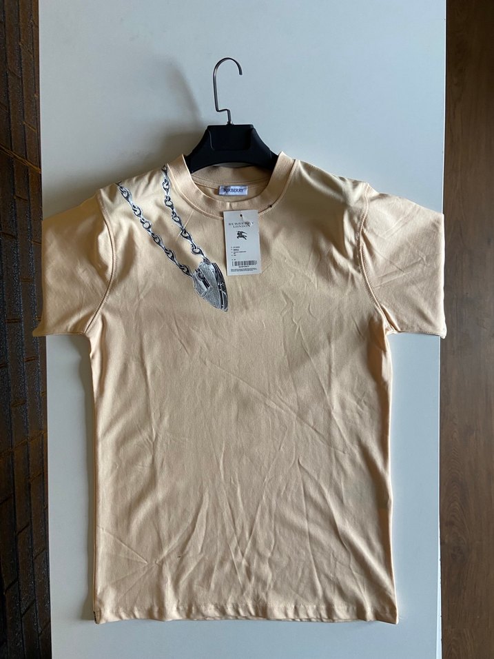 Burberry Oversize unisex Tshrt - %100 Pamuk - Ön Arka Baskili - Görsel 3