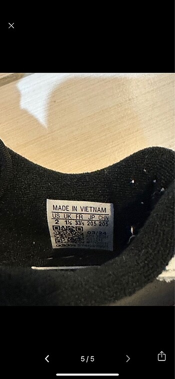33 Beden siyah Renk Adidas 33.5 numara erkek çocuk spor ayakkabısı temiz yeni, giyil