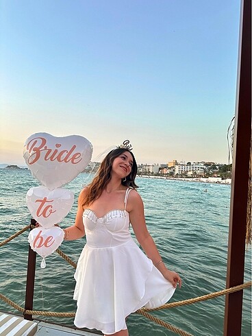 Trendyol & Milla Mini bride elbisesi