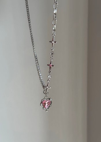 Pembe Kalp ve Fiyonk Detaylı Zincir Kolye - Görsel 16