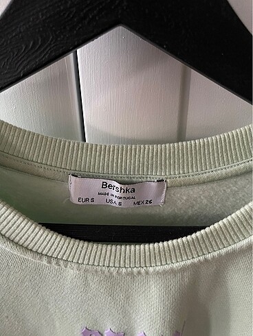 Bershka Sweatshirt