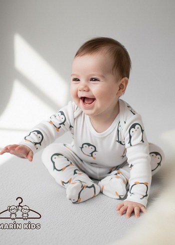 Beyaz Baskılı Uzun Kollu Bebek Tulumu - Görsel 2