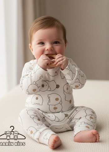 Beyaz Pamuklu Baskılı Bebek Takımı - Görsel 4