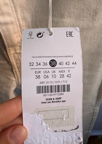 38 Beden Bershka kısa ispanyol pantolon