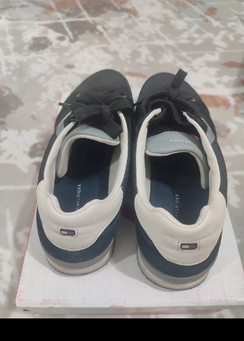 iki adet orjinal Tommy Hilfiger ayakkabı 42 no - Görsel 7