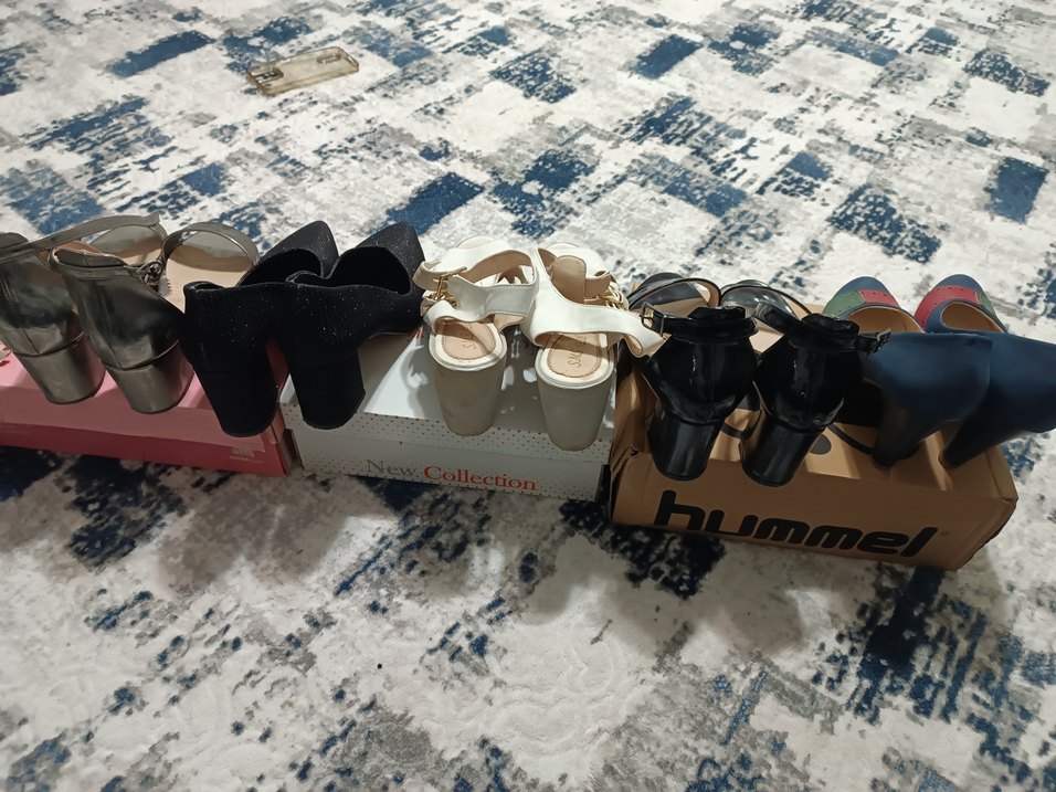 kadın topuklu ayakkabı 39-40 arası çok uygundan - Görsel 2