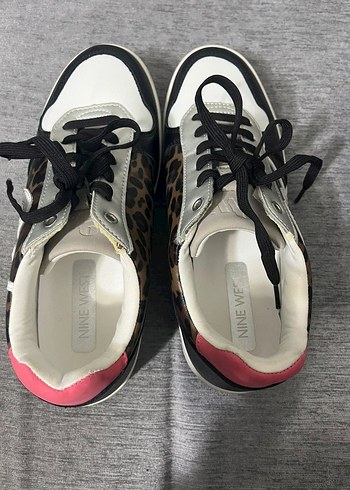 nine West leoparlı sneaker 38 no bı veya iki kere giyilmiş - Görsel 5