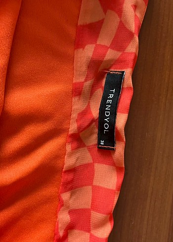 Şık turuncu mini etek - Görsel 2