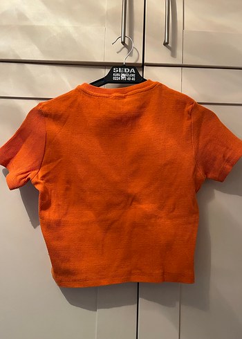 Turuncu Kısa Kollu Crop Top - Görsel 2