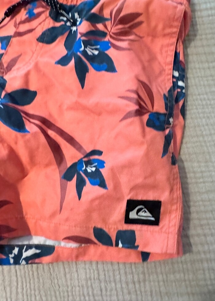 Quiksilver erkek çocuk deniz şortu - Görsel 2