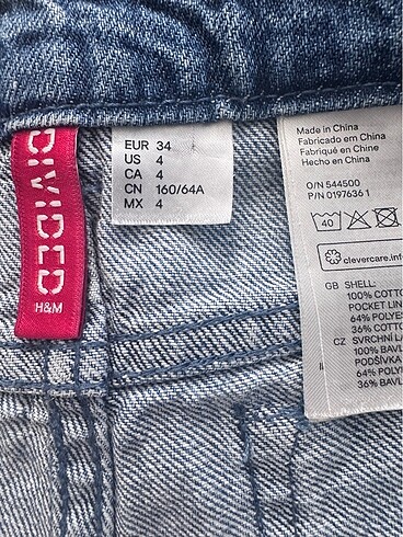 xs Beden mavi Renk H&M işlemeli şort xs