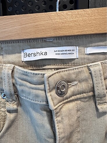 Bershka Bershka 32 beden bej jean