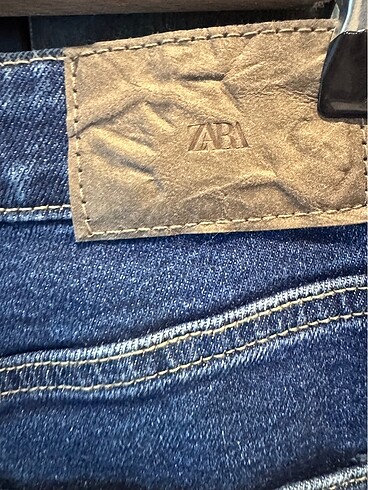 32 Beden lacivert Renk Zara 32 beden (xxs) flare yüksek bel jean