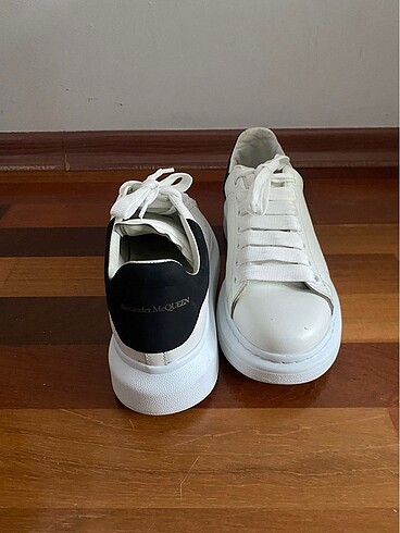 Alexander McQueen Alexander McQueen Sneaker