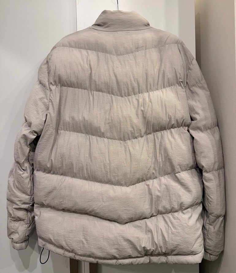 Adidas bej şişme mont( yeni gibi) - Görsel 4