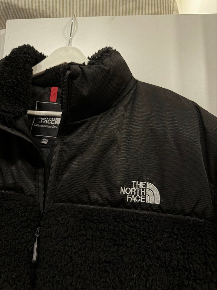 Erkek Siyah Kürklü Yüksek Yakalı mont - Görsel 4