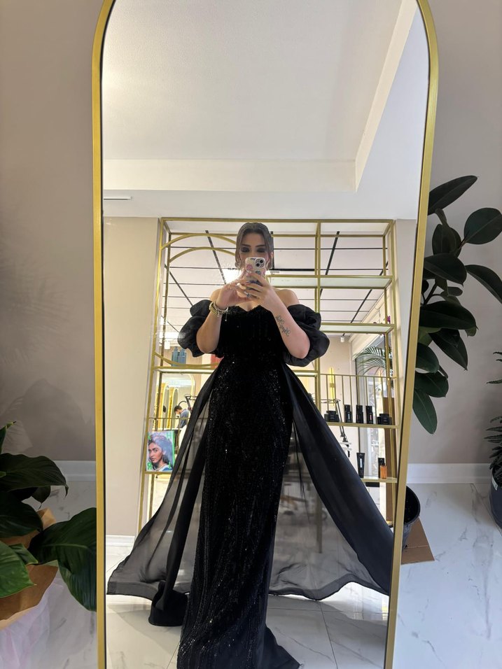 Siyah Drapeli Straplez Uzun Abiye Elbise
Tasarım elbise - Görsel 2