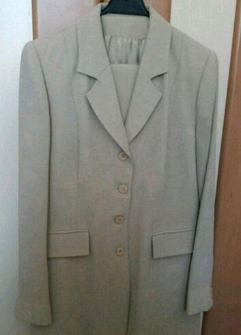 42 Beden KREP CEKET*PANTOLON TAKİM