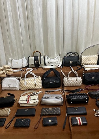 Beden Orjinal guess çantalar mevcutlar yana kaydırarak bakabilirsinz