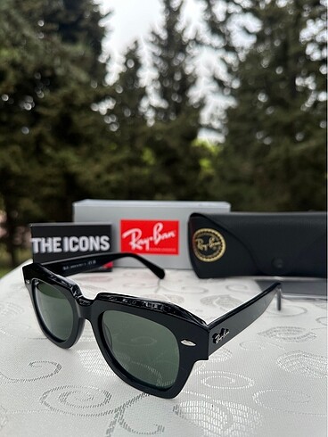 Ray Ban RAYBAN RB2186 901/31 STATE STREET UNISEX