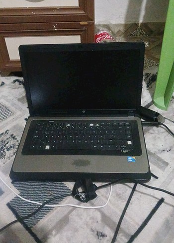 Gri Renkli Laptop
