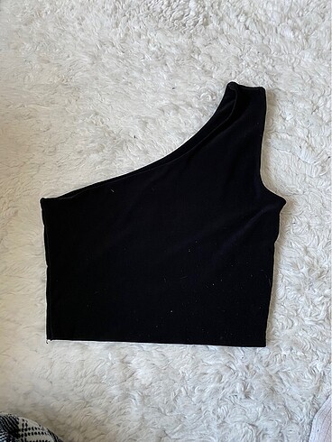 s Beden siyah tek kol crop