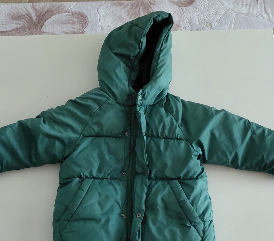 Yeşil Erkek Çocuk Kapüşonlu Mont - Görsel 2
