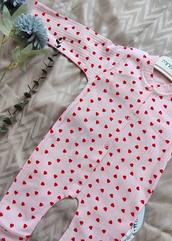 Uzun Kollu Pembe Kalp Desenli Bebek Tulumu - Görsel 5