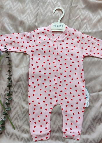 Uzun Kollu Pembe Kalp Desenli Bebek Tulumu - Görsel 6