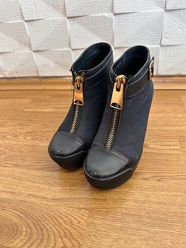 Dolgu topuk yarım bot - Görsel 12