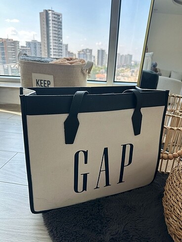 GAP KOL ÇANTASI SIFIRDAN FARKSIZ