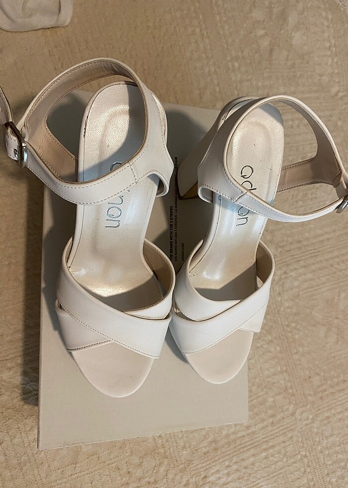 36 numara tam beyaz topuklu ayakkabı. - Görsel 3